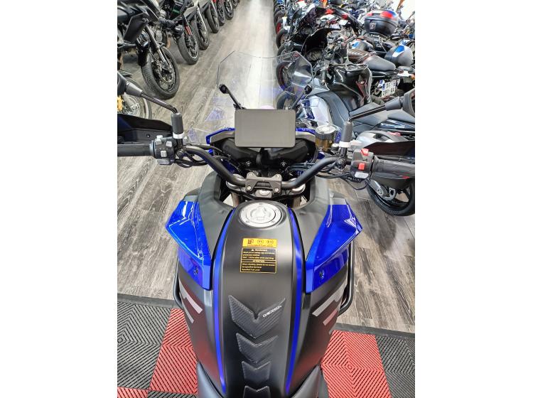 QJ MOTOR SRT 800 (143€/mois*) (garantie constructeur)