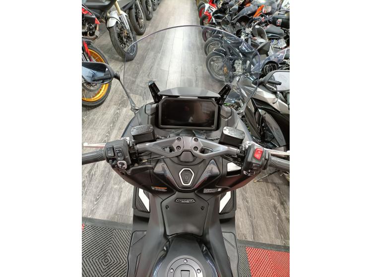 YAMAHA XP T-MAX 560 TECH MAX (181€/mois*) (garantie 1 an)