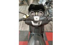YAMAHA X-MAX 125