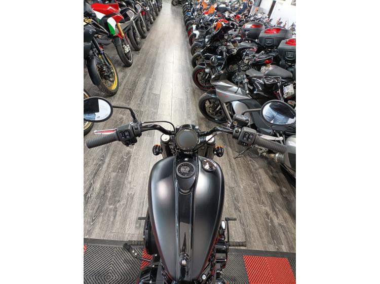 INDIAN CHIEF 1900 BOBBER DARK HORSE (268€/mois*) (garantie 1an)