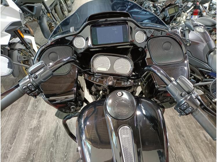 HARLEY-DAVIDSON TOURING ROAD GLIDE 1868