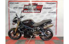 TRIUMPH STREET TRIPLE 675