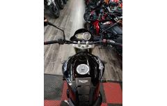 TRIUMPH STREET TRIPLE 675