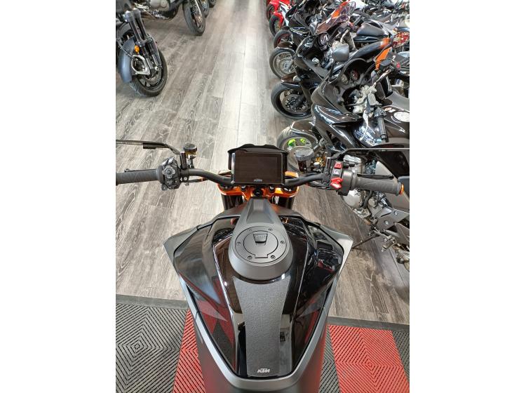 KTM SUPERDUKE 1290 R (227€/mois*) (garantie 1an)
