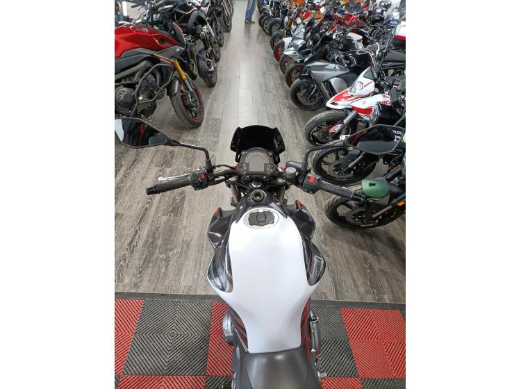 KAWASAKI Z 650 (47.5CV) (149€/mois*) (garantie 1 an)