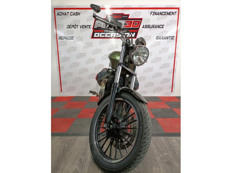 MOTO GUZZI V9 ROAMER