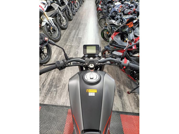 BENELLI LEONCINO 125