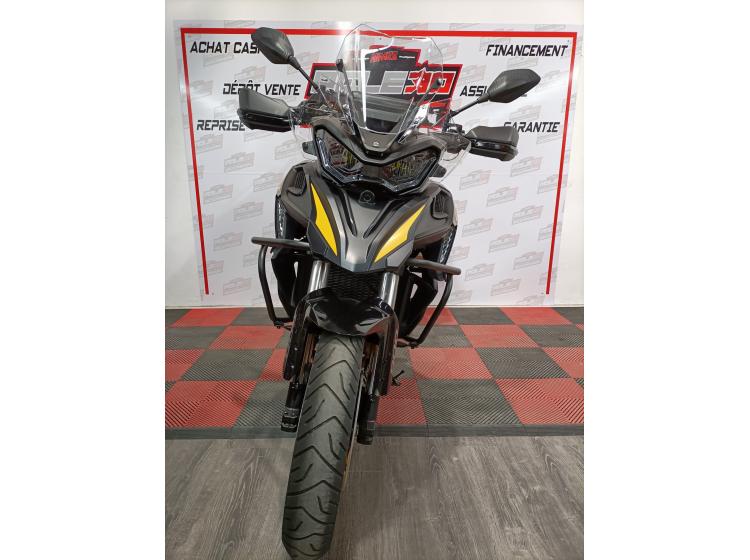 QJ MOTOR SRT 900 SX (174€/mois*) (garantie constructeur)