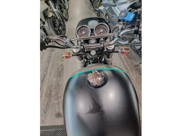 ROYAL ENFIELD INTERCEPTOR (147€/mois*)