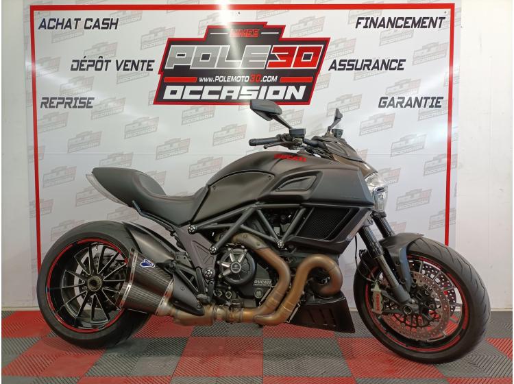 DUCATI DIAVEL DARK