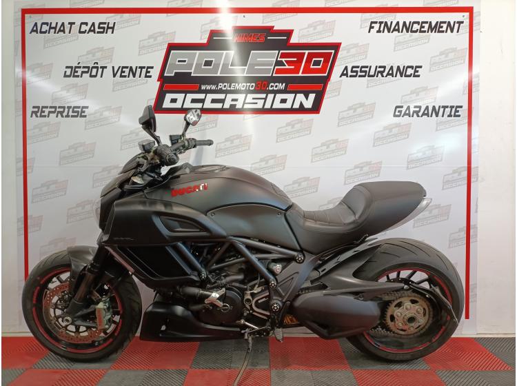 DUCATI DIAVEL DARK