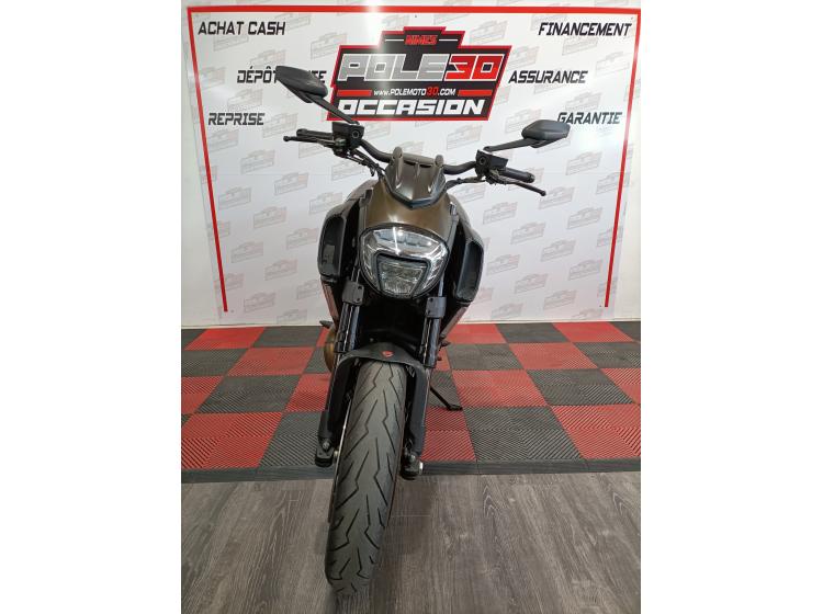 DUCATI DIAVEL DARK