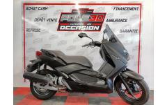 YAMAHA X-MAX 125