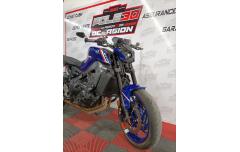 YAMAHA MT-09 (186€/mois*) (garantie 1 an)