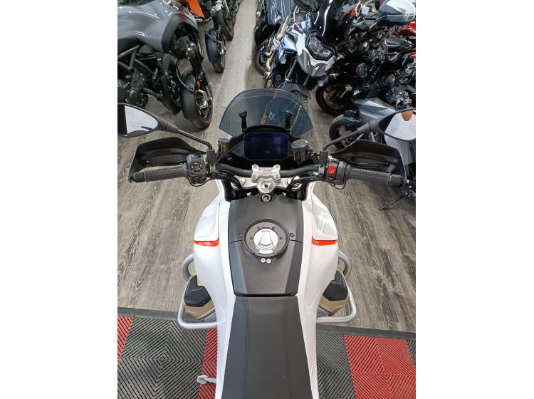 MOTO GUZZI V100  MANDELLO (246€/mois*) (garantie 1an)