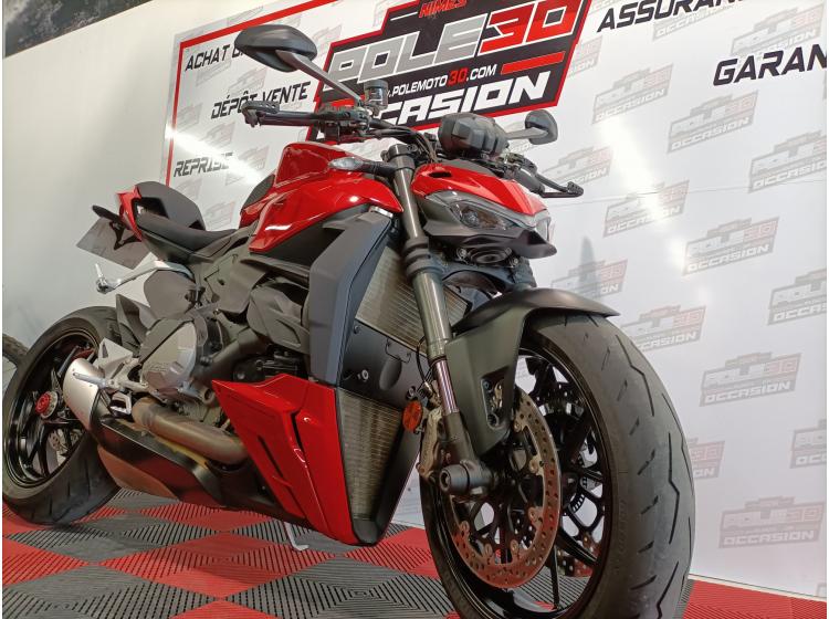 DUCATI STREETFIGHTER V2 (244€/mois*) (garantie 1an)