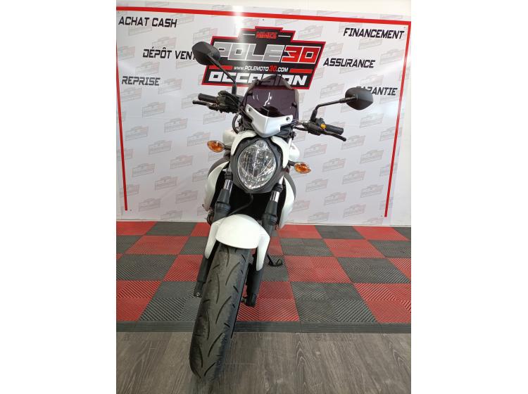 SUZUKI GLADIUS 650
