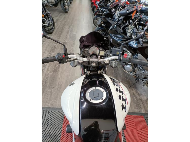 SUZUKI GLADIUS 650